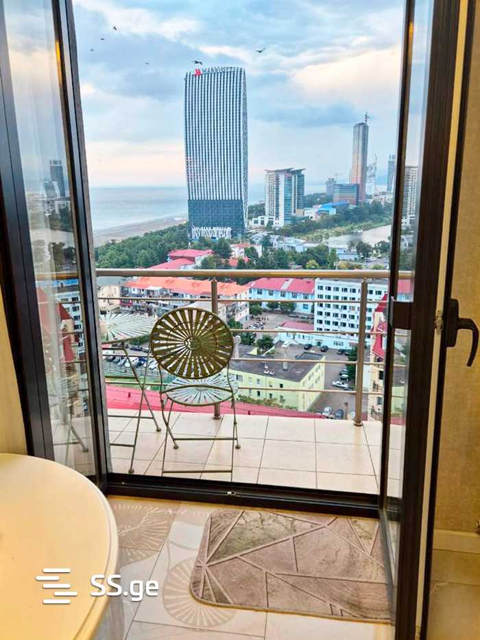 Sherif Khimshiashvili Ave 1 - 3 rooms