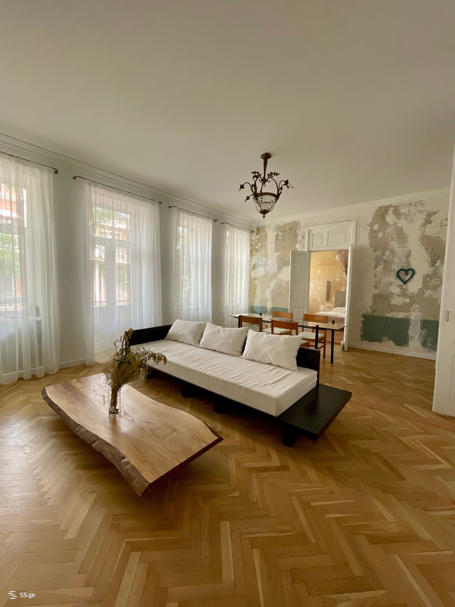 i. javakhishvili st. 84 - 2 rooms