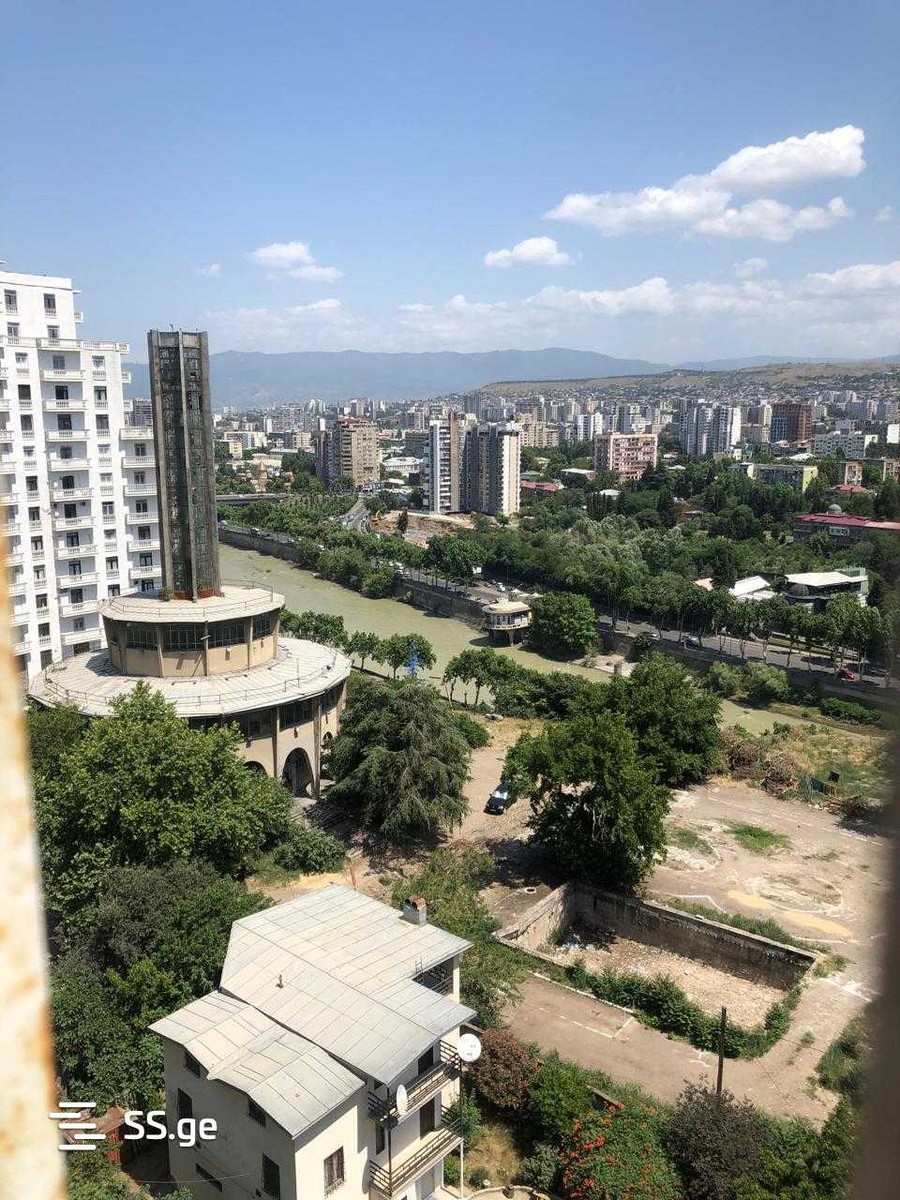 B.Kvernadze st. - 4 rooms