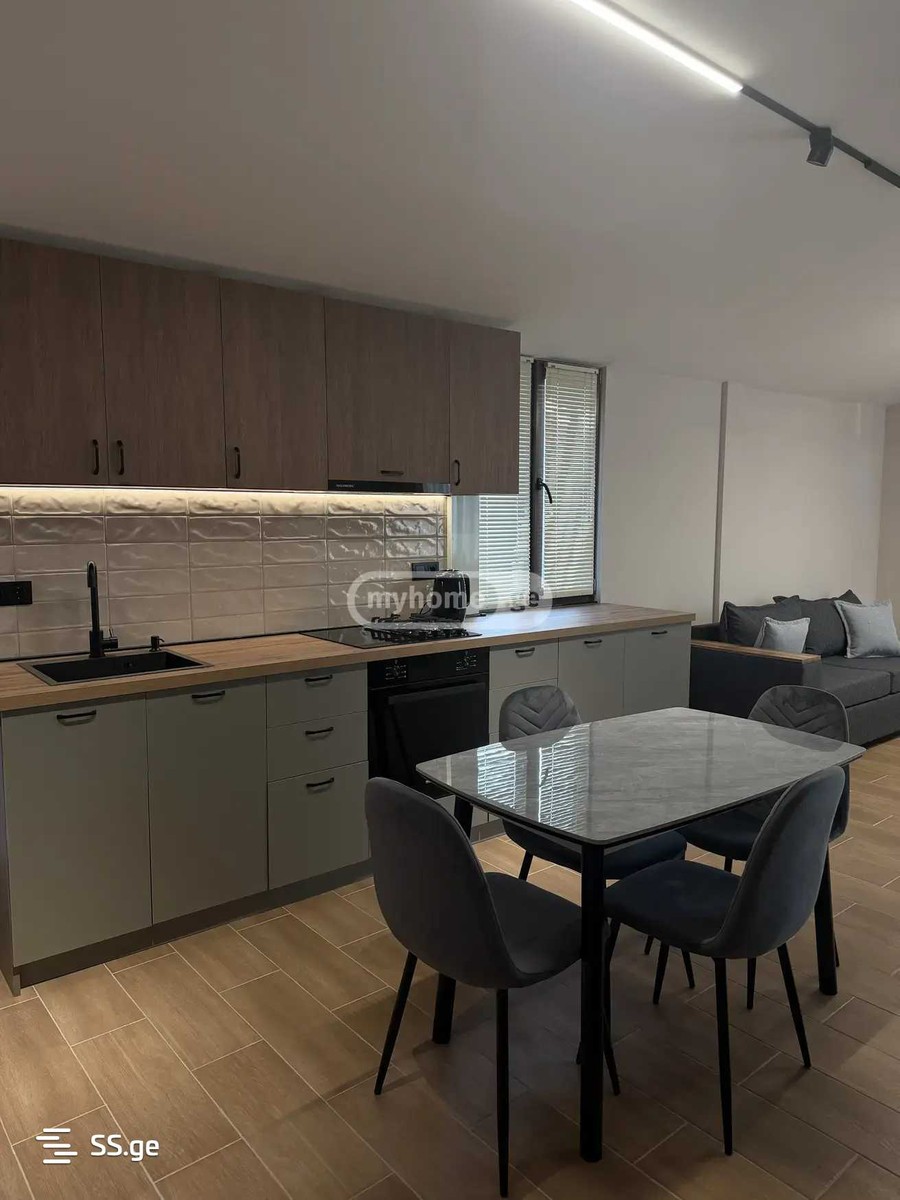 dmanisi st. - 3 rooms