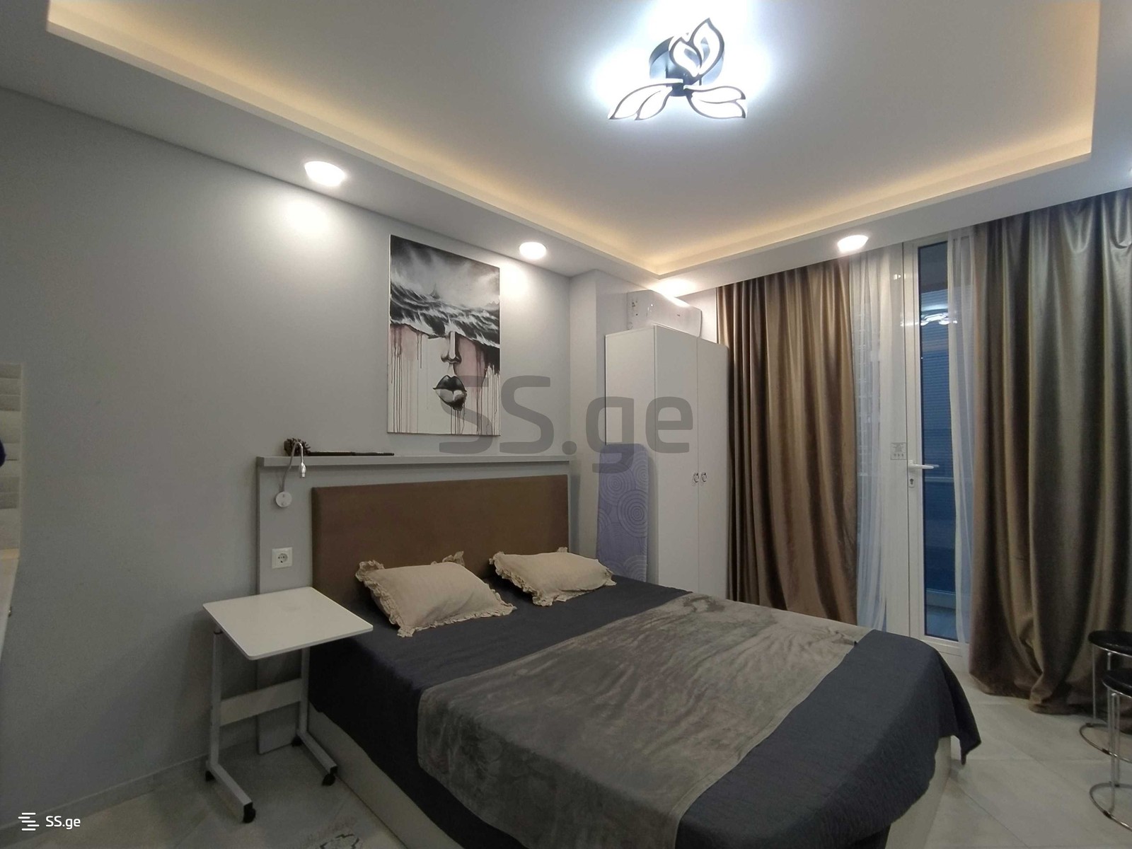 R. Nizharadze st. 18 - 1 rooms