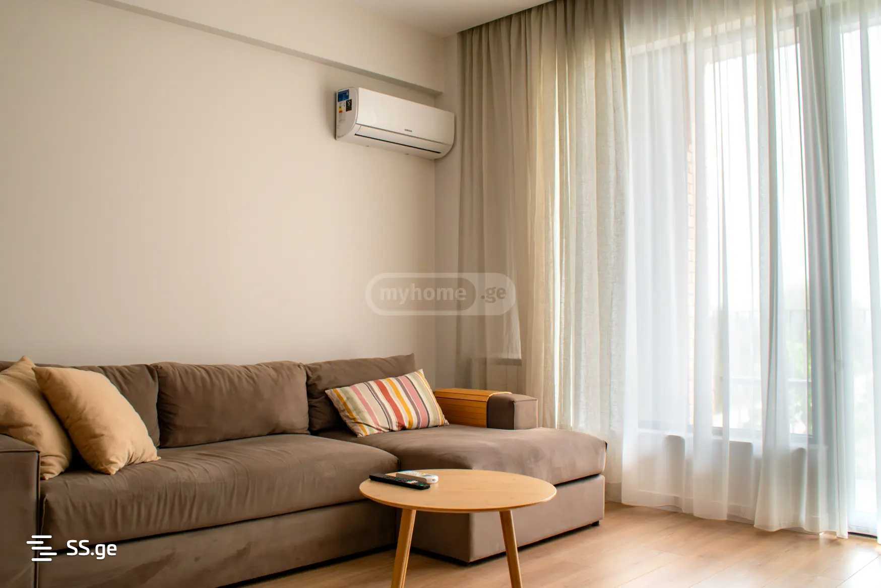 universiteti st. - 3 rooms