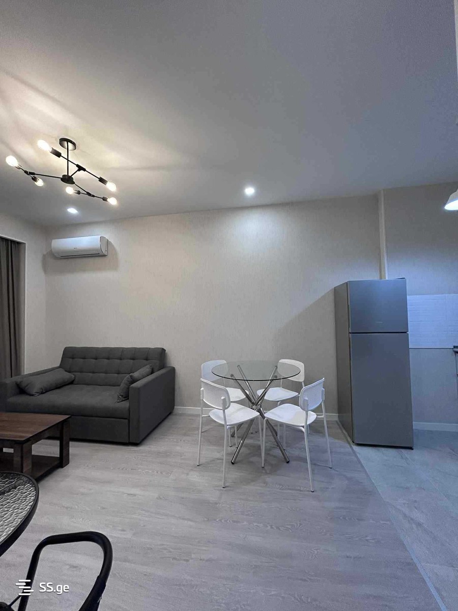 Marshal Archil Gelovani Ave. - 2 rooms