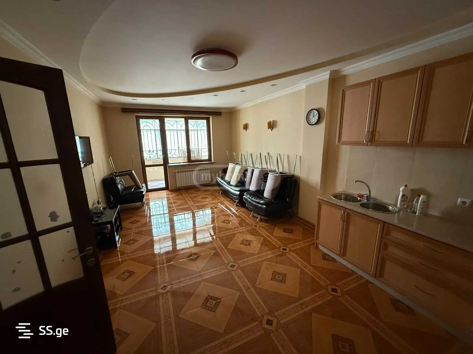 zviad gamsakhurdia st. - 4 rooms