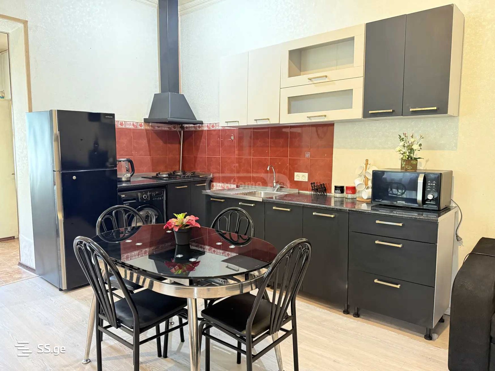 agmashenebeli ave - 3 rooms