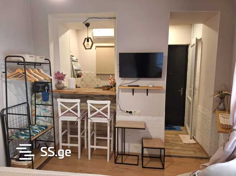 ietim gurji st. - 1 rooms