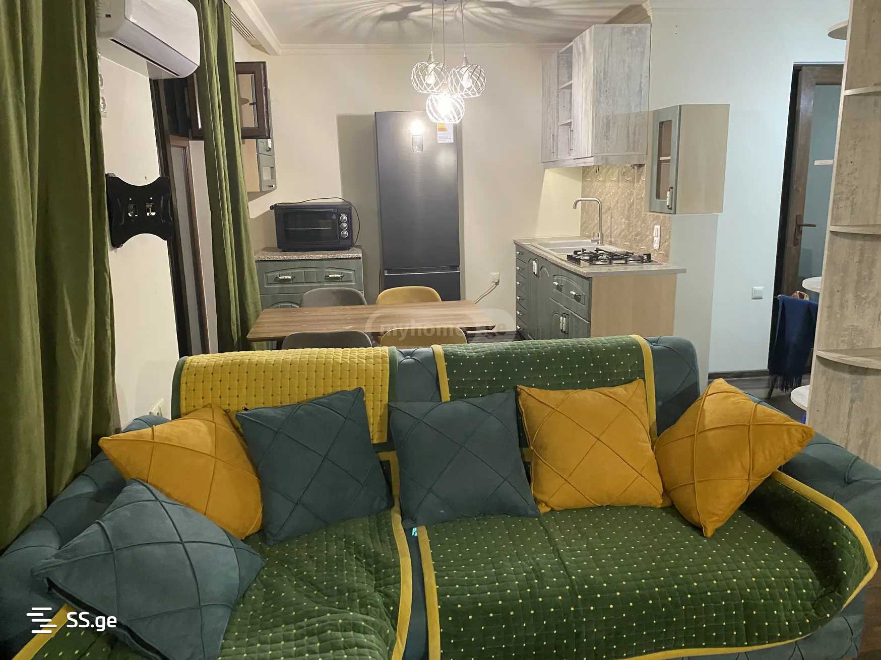 Квартира Gr. Robakidze Ave