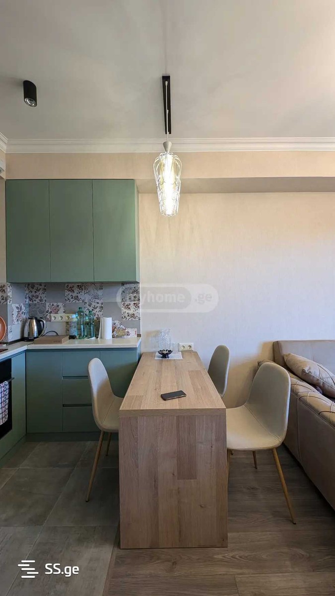 zestaponi st. - 3 rooms