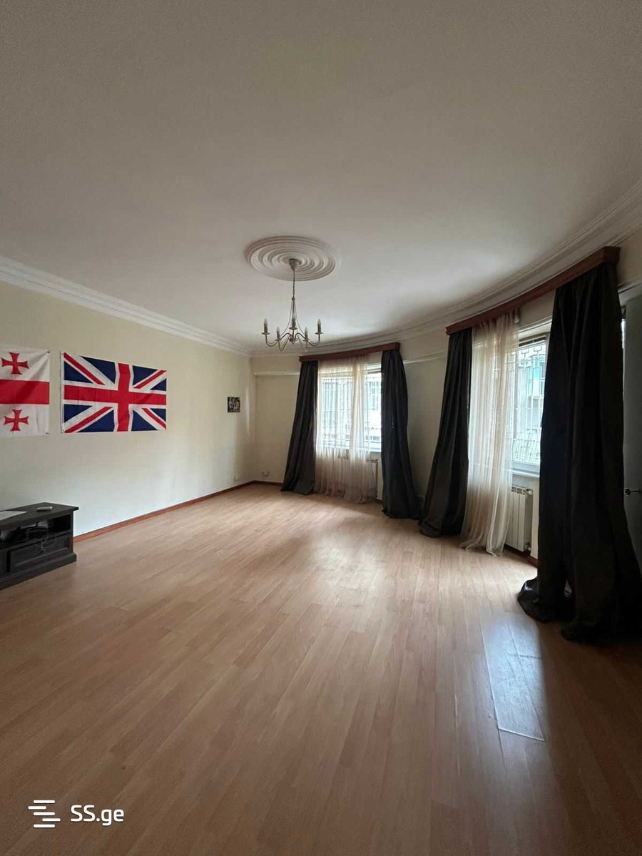 larsi st. - 4 rooms
