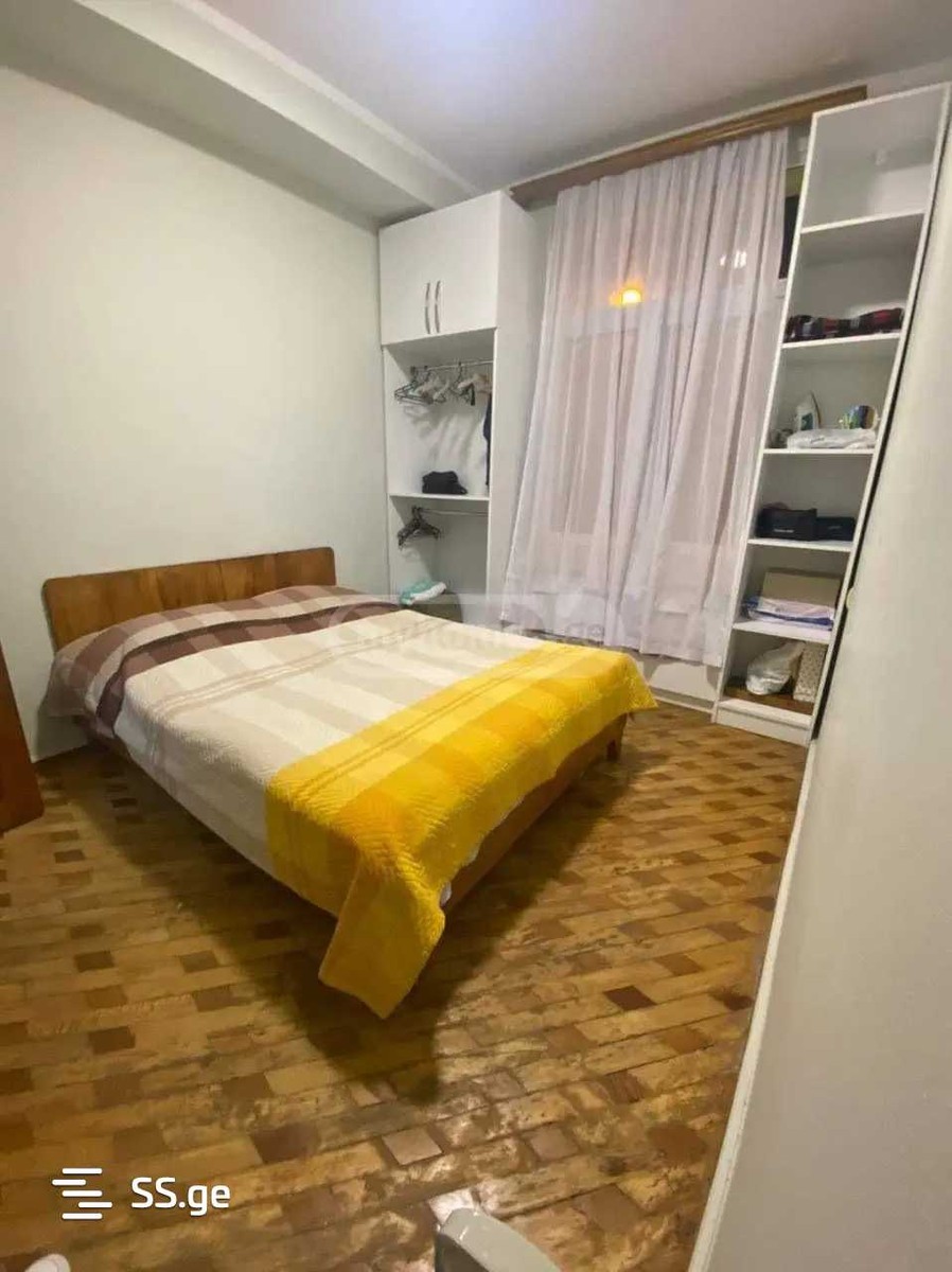 K. Gamsakhurdia st. 49 - 3 rooms