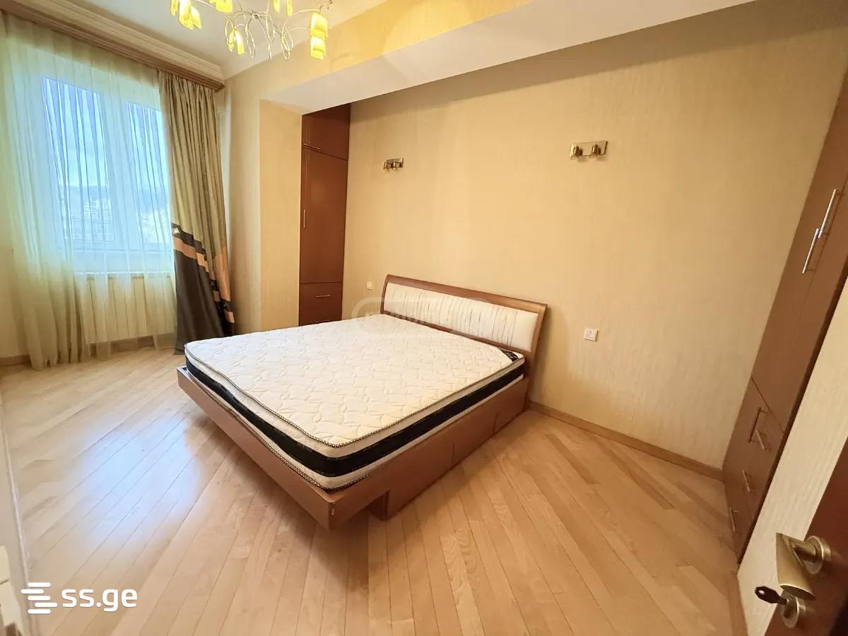 s. cincadze st 45 - 7 rooms
