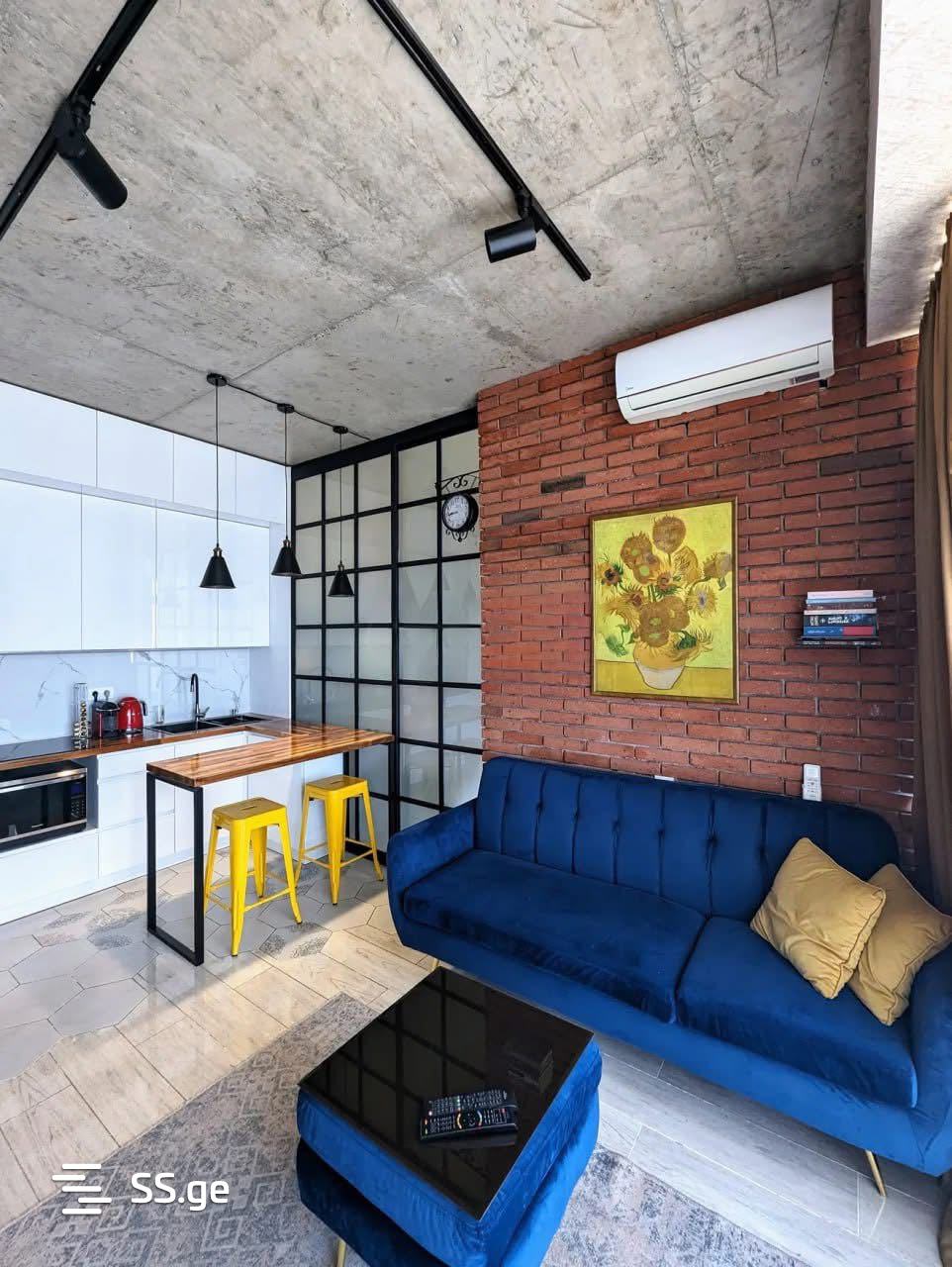 Квартира universiteti st.