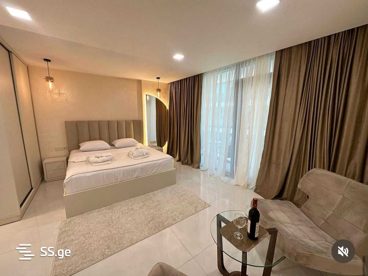 Lech and Maria Kaczynski street 8 - 1 rooms