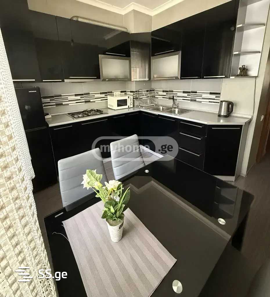 Квартира giorgi brtskinvale st. 30