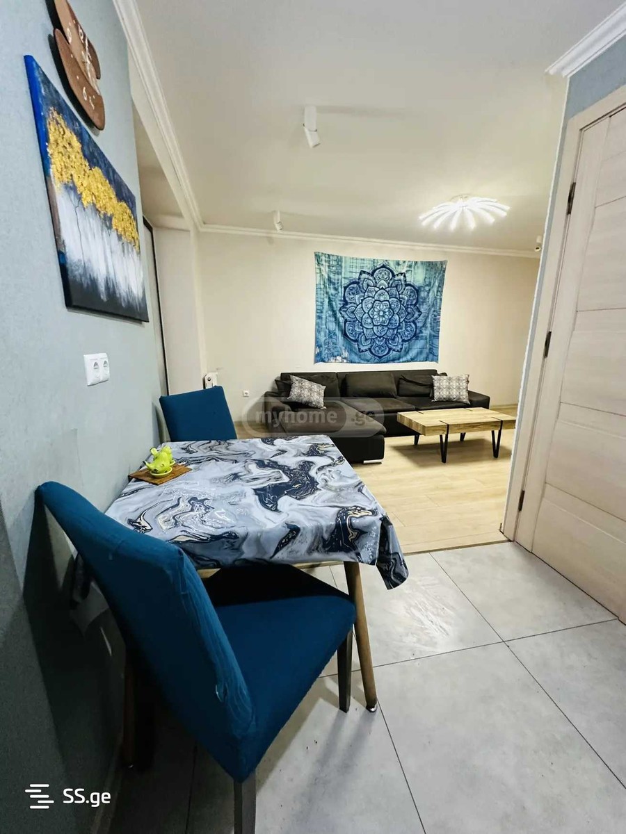 nucubidze st. 42 - 3 rooms