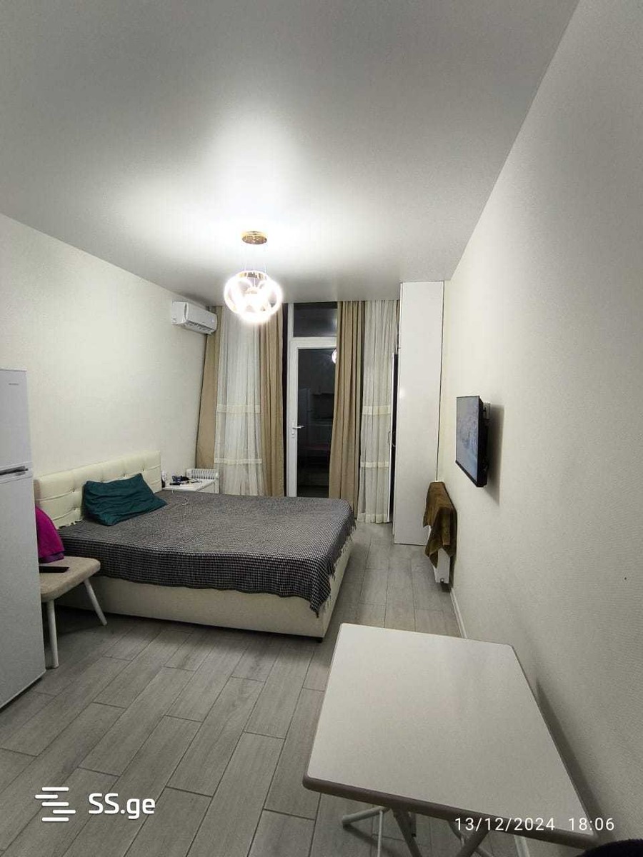 R. Nizharadze st. 10 - 1 rooms