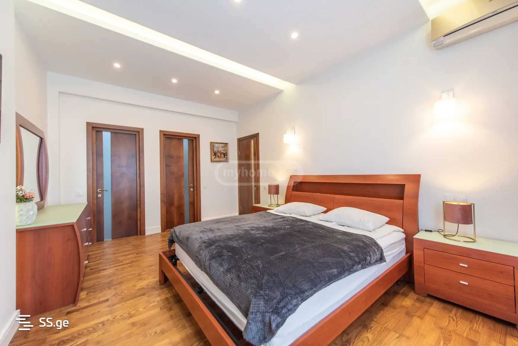 i. chavchavadze avenue - 4 rooms