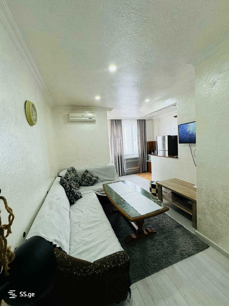 42 - 2 rooms