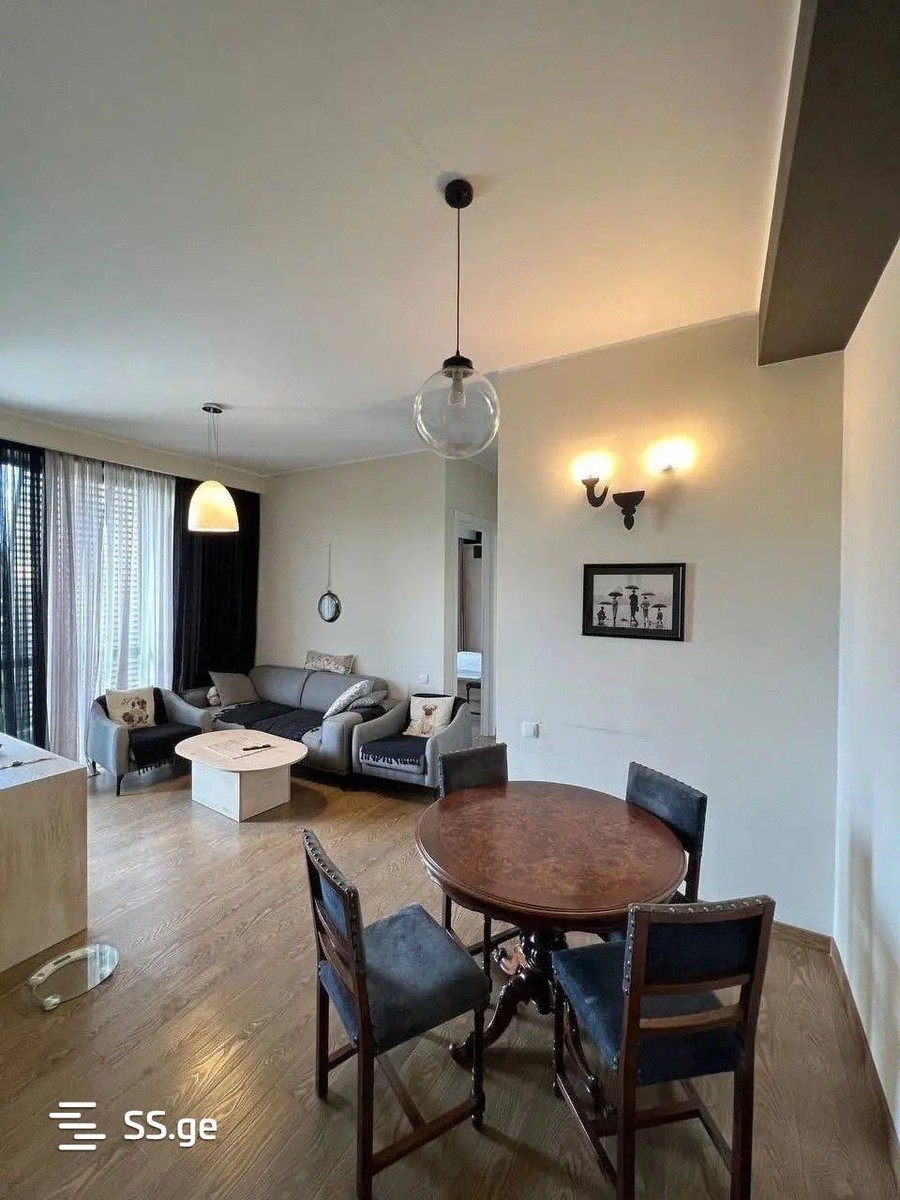radiani st. 11 - 3 rooms