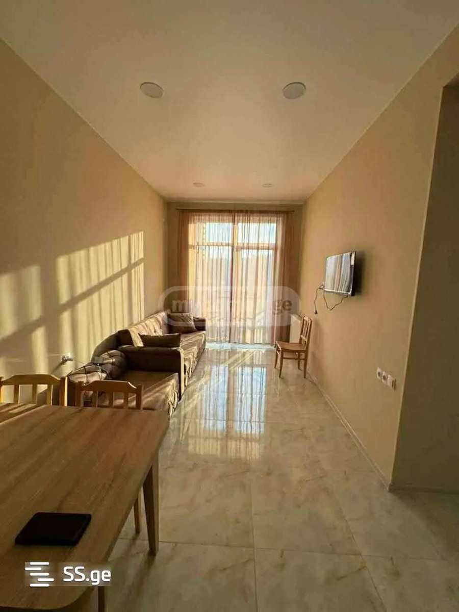 chkondideli st. 78 - 3 rooms