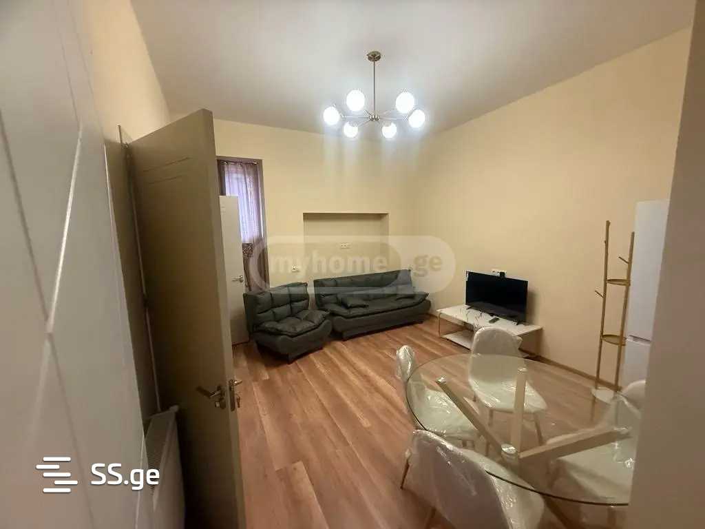 tkviavi st. - 3 rooms