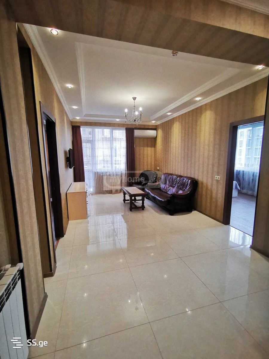 pataridze st. 8 - 4 rooms