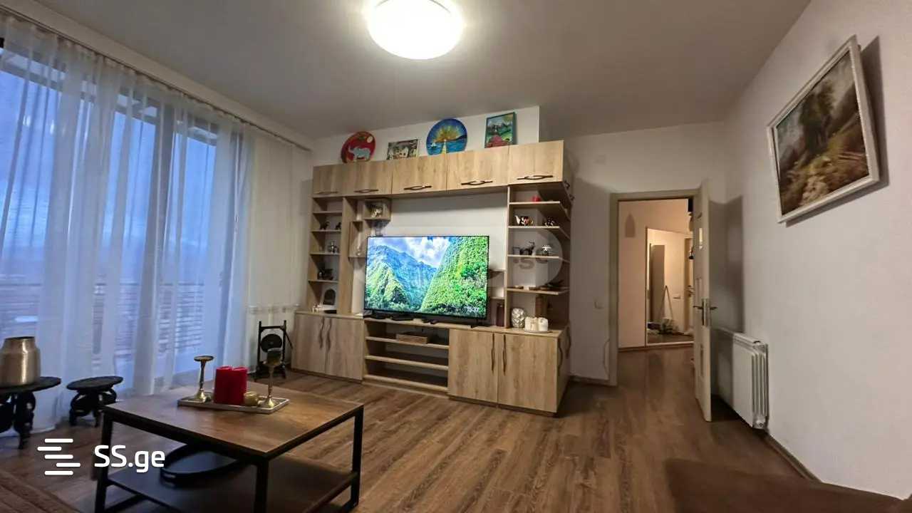 a.razmadze st. - 4 rooms