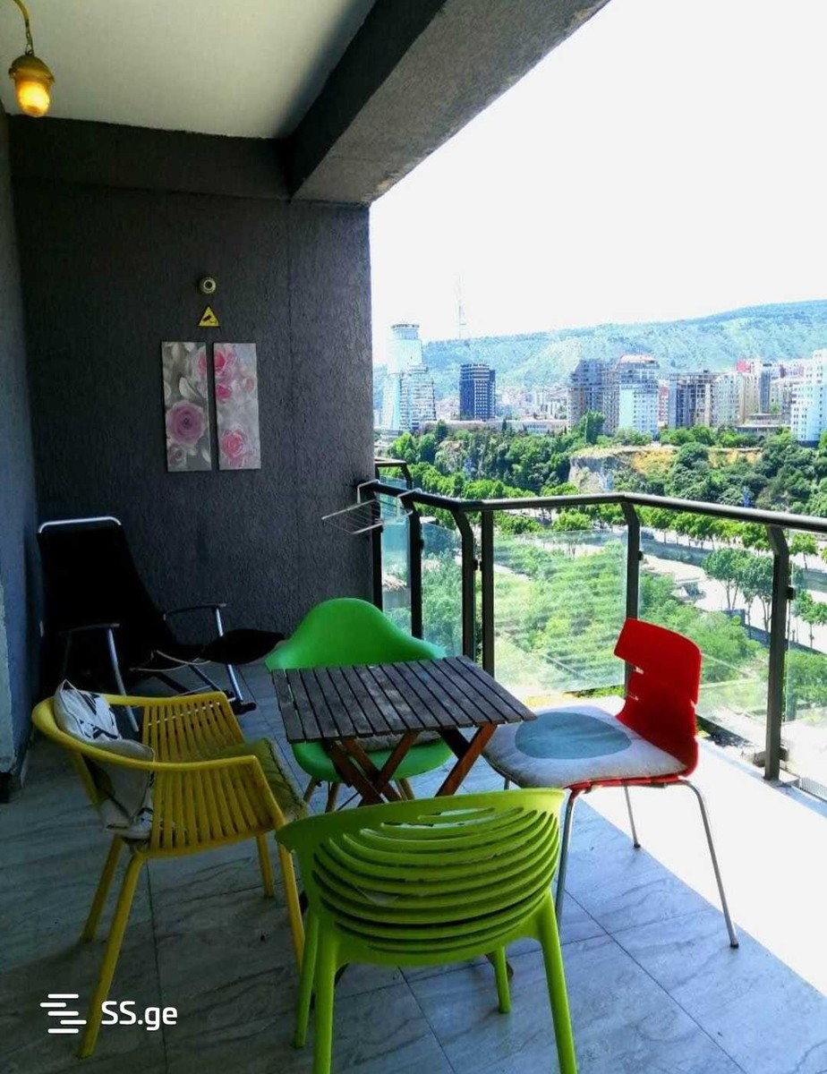 a.wereTlis avenue - 2 rooms