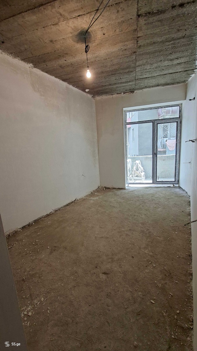 berbuki st. 10 - 5 rooms
