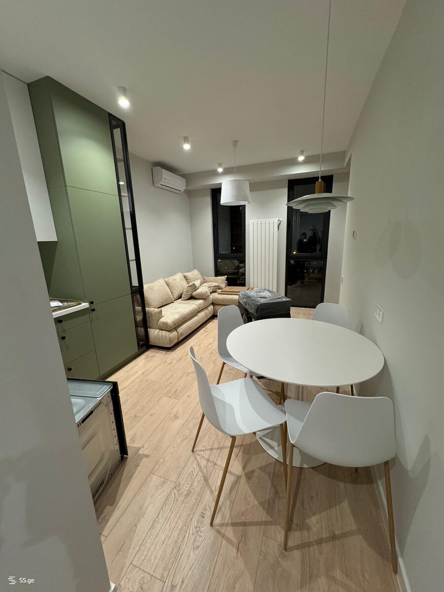 Квартира parnavaz mepe avenue 26