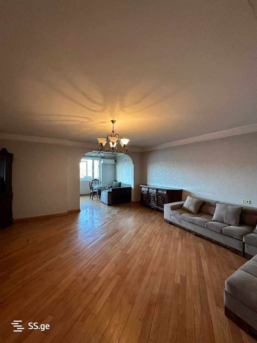 panaskerteli st. - 3 rooms