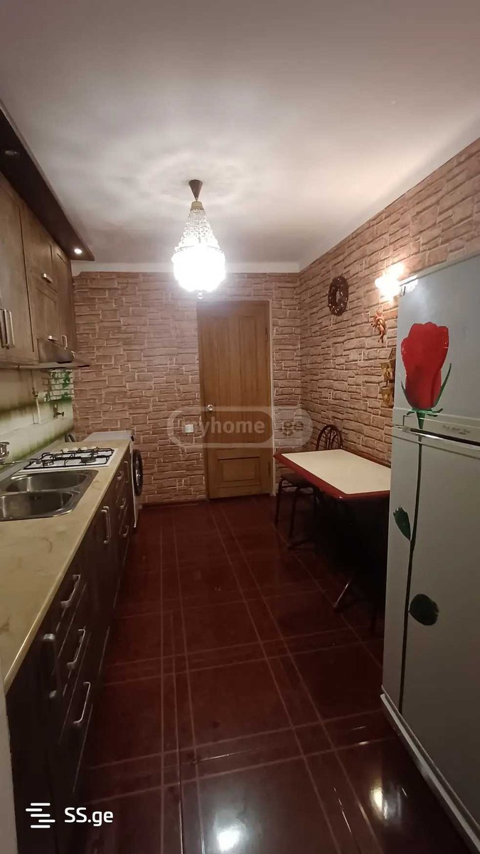 moskovi ave 7 - 2 rooms