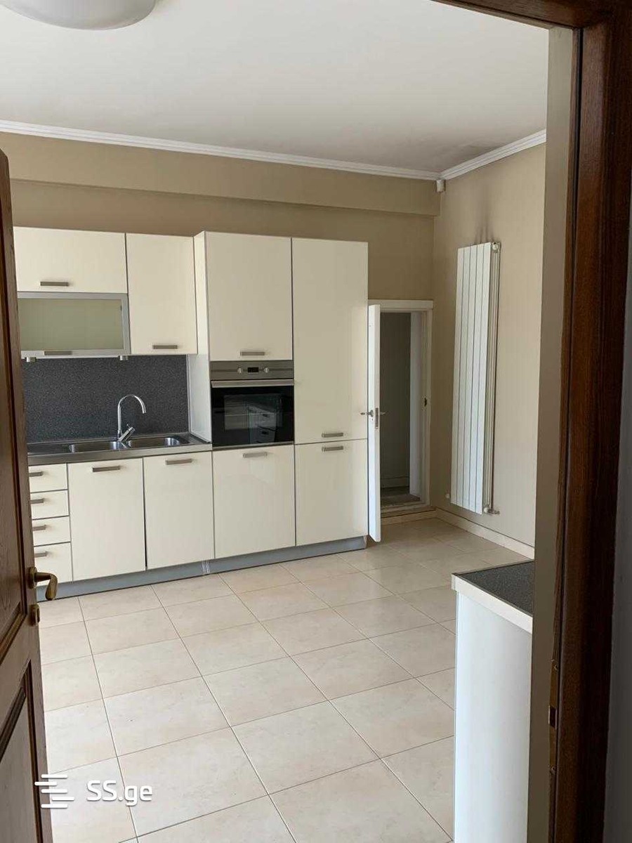 mckheta st. - 5 rooms