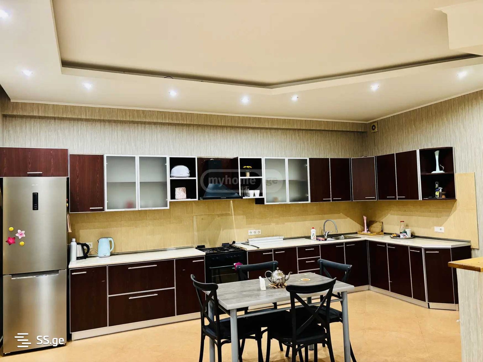 Chakhava st. 9 - 5 rooms