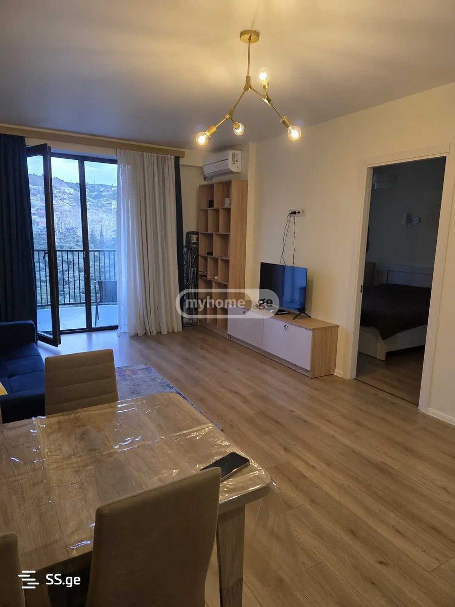 chkondideli st. 105 - 2 rooms