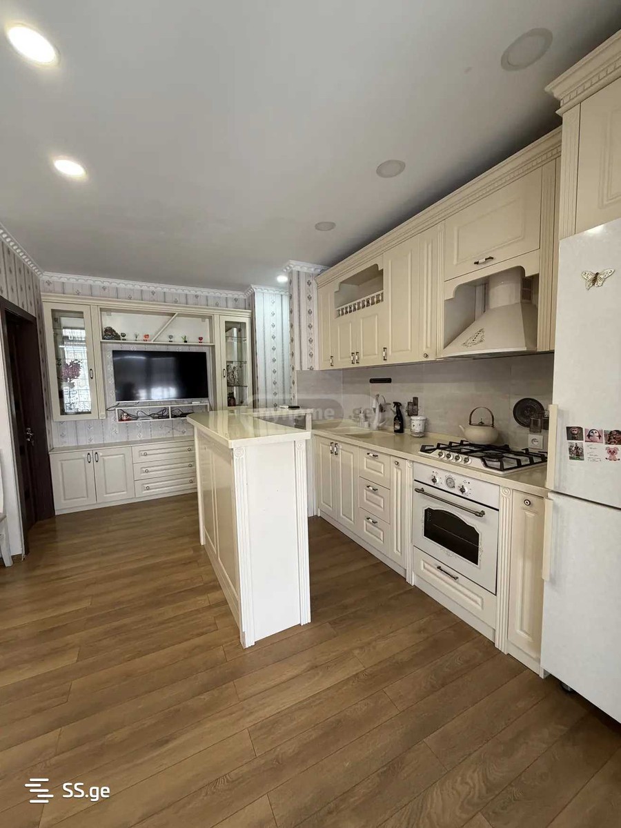 tskaltubo st. 6 - 3 rooms