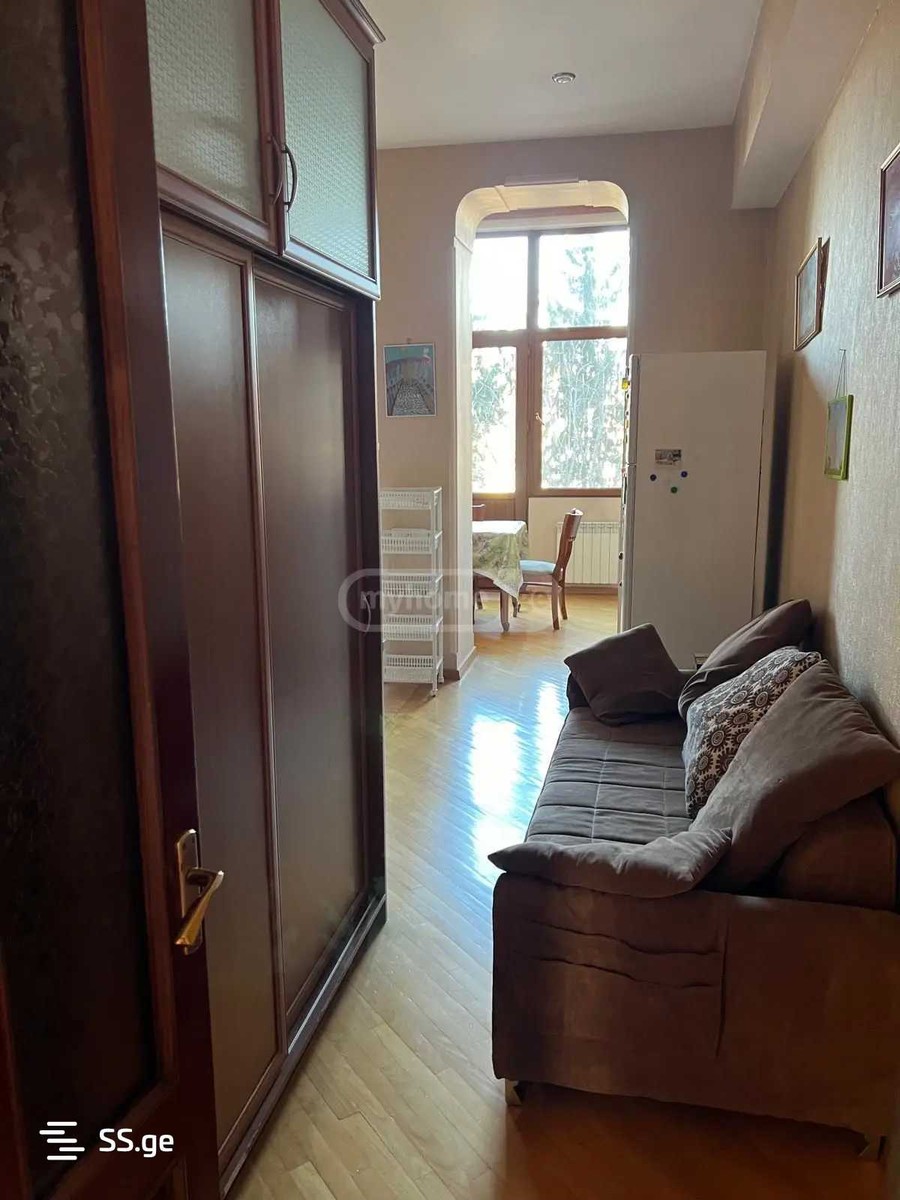 uznadze st. - 4 rooms