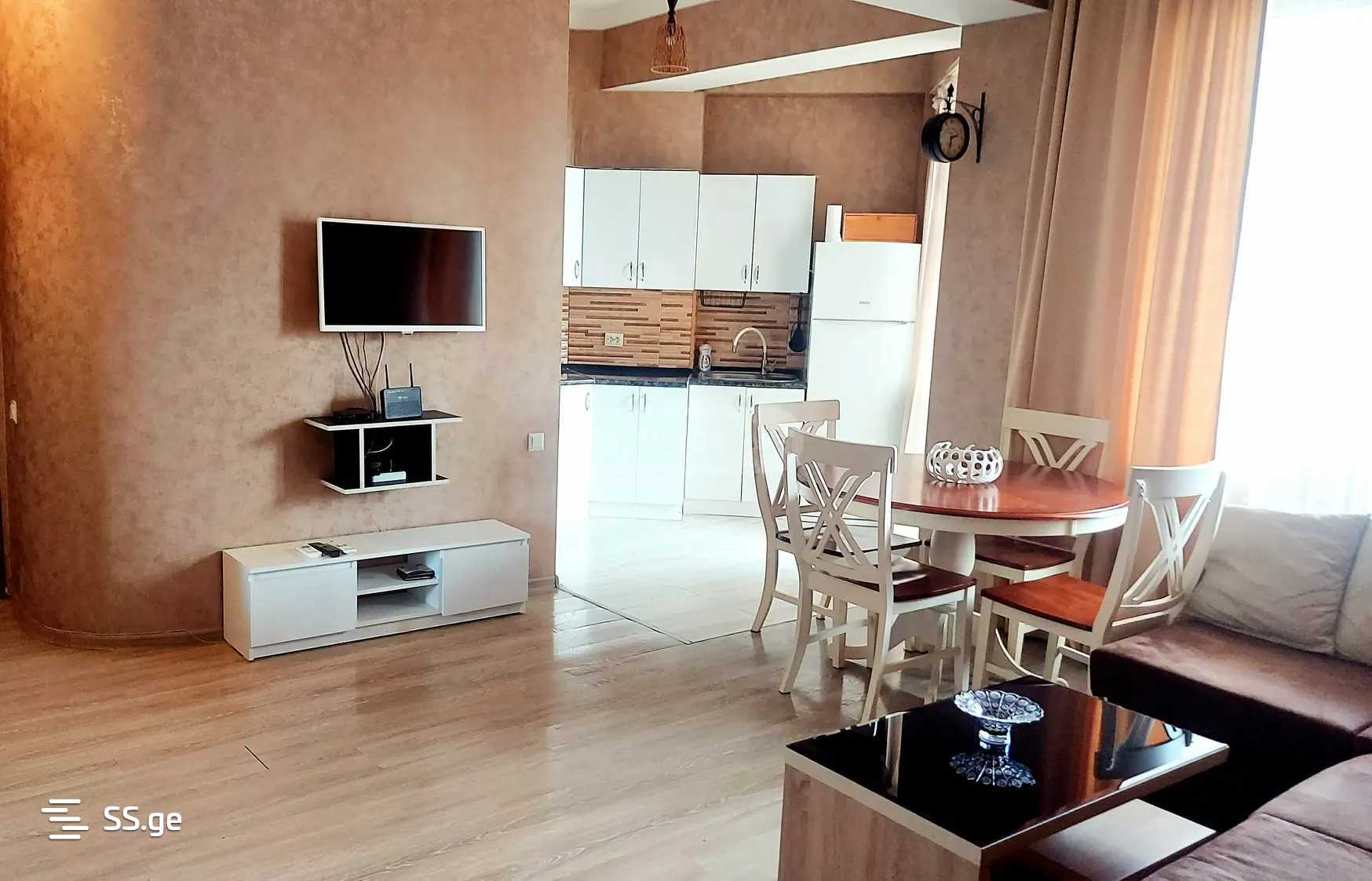 B.Kvernadze st. 35 - 2 rooms