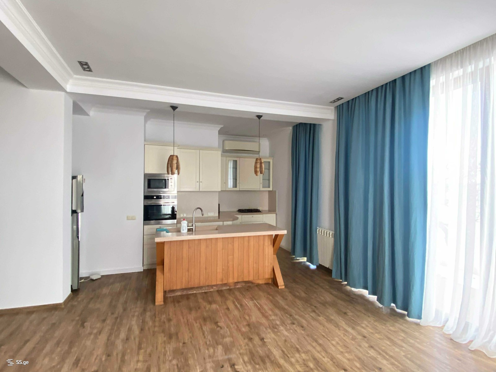 Hugo Huperti st. - 6 rooms