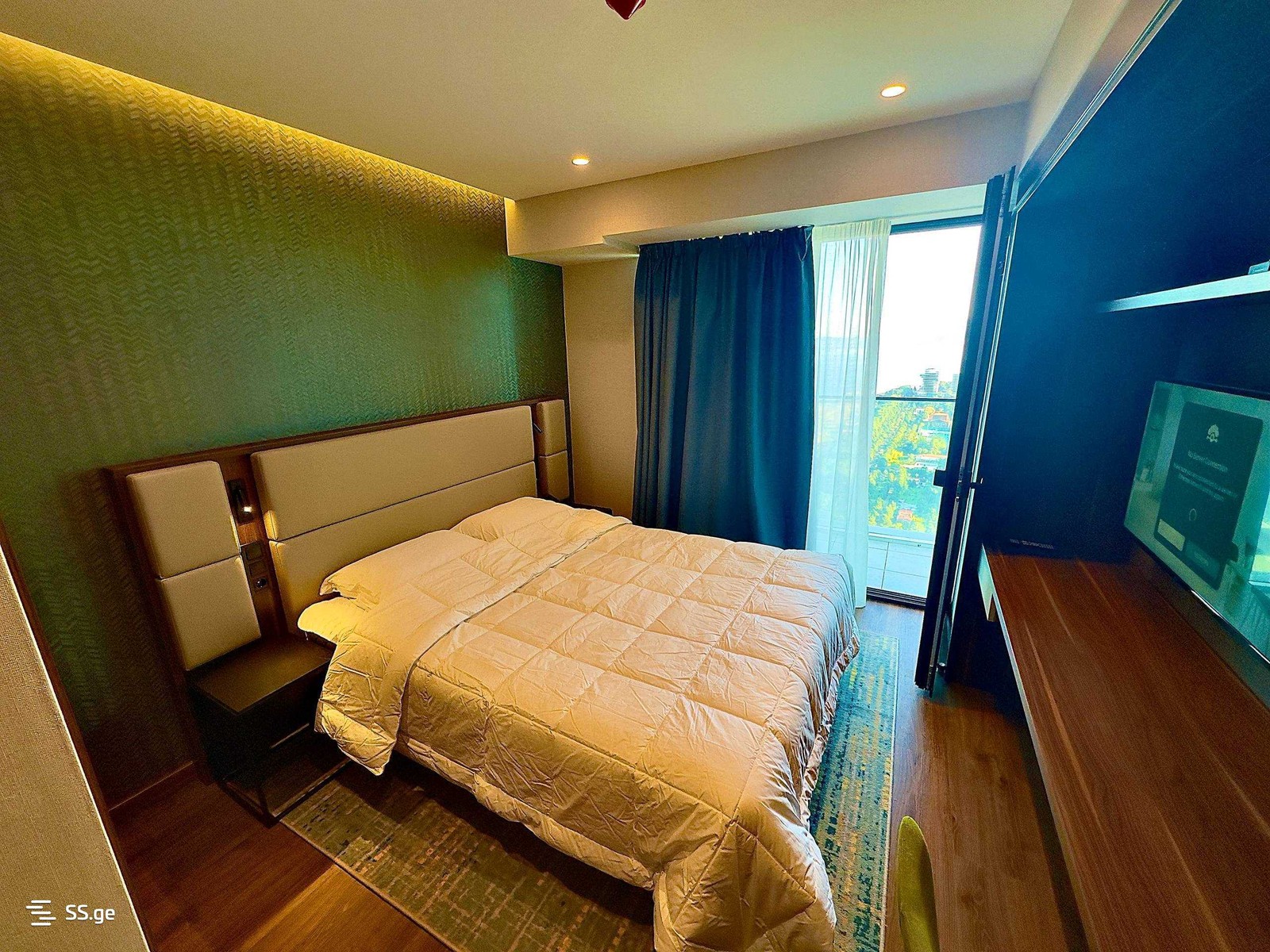 Sh. Rustaveli Ave. 42 - 1 rooms