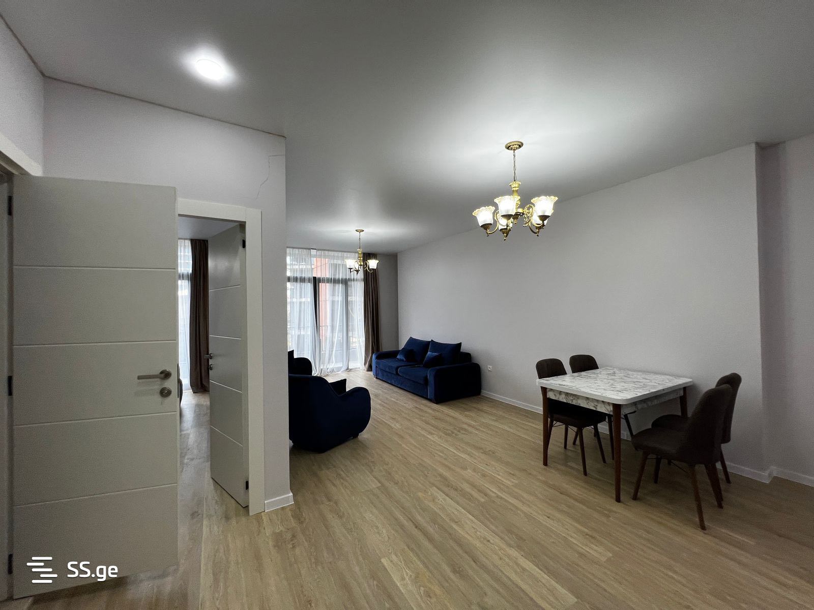 Lech and Maria Kaczynski street 5 - 2 rooms