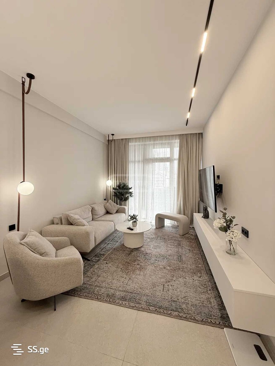 sairme st. 110 - 3 rooms