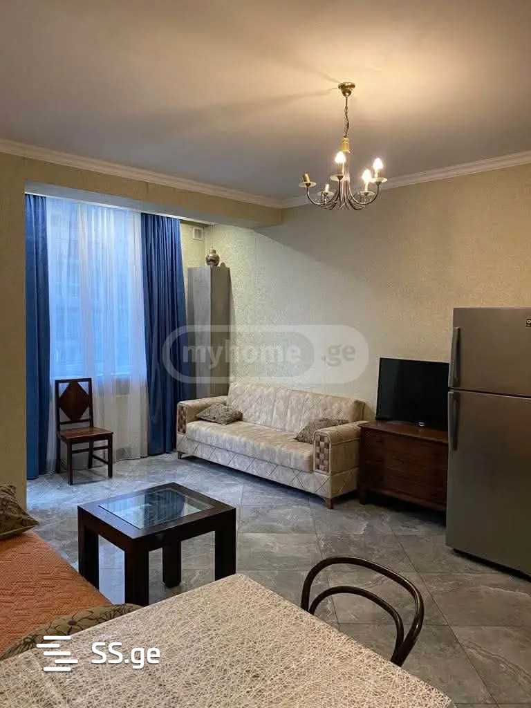 Kosmonavtebi coast - 2 rooms