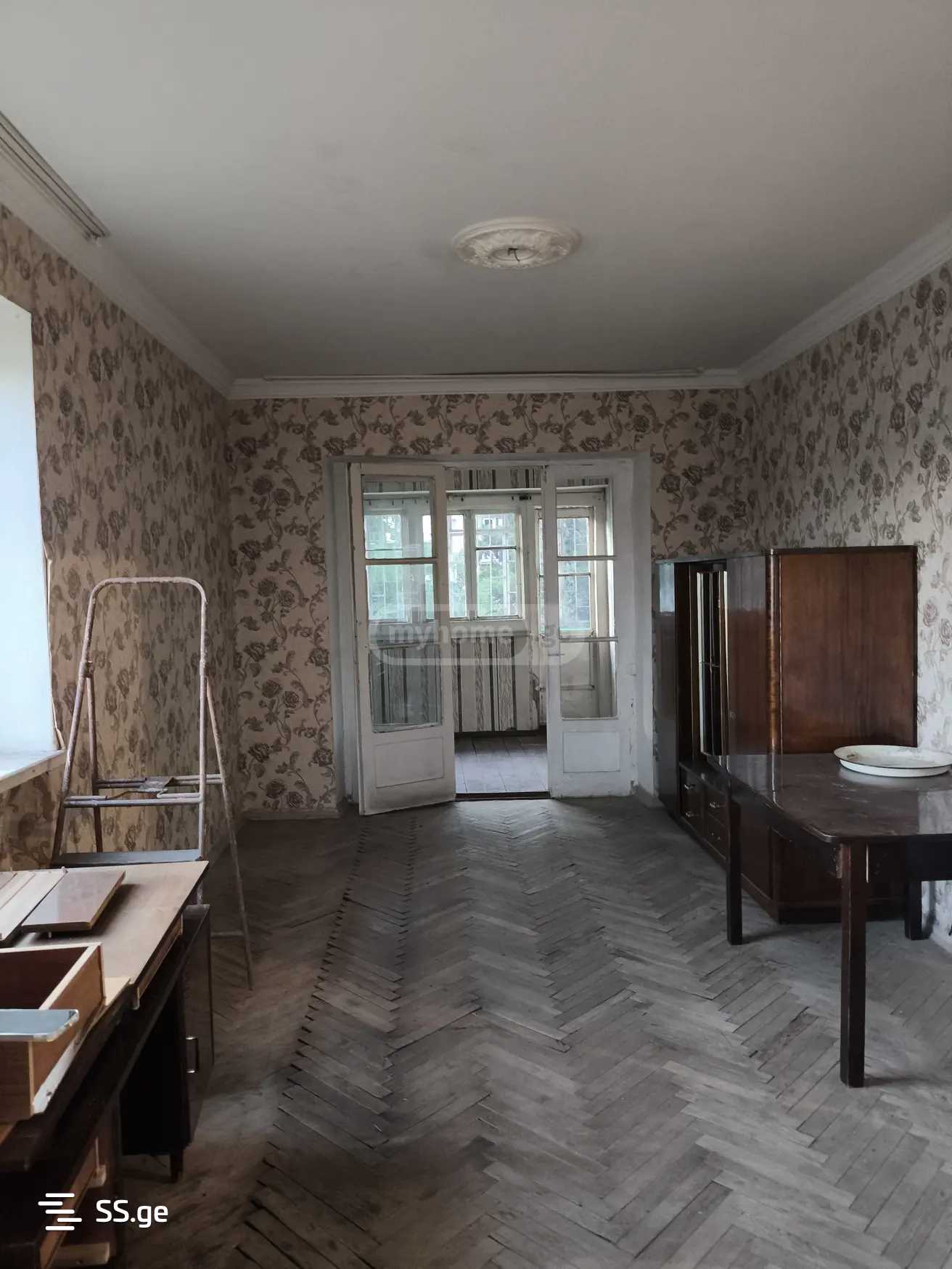 trialeti st. - 3 rooms