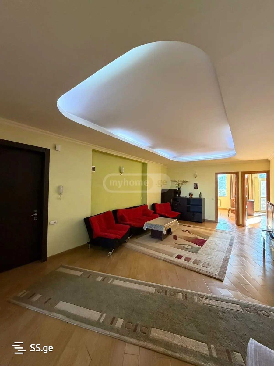 kostava st. - 3 rooms