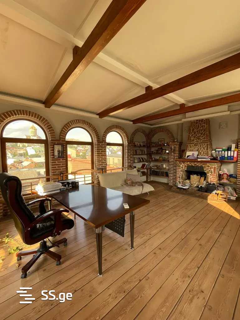 dusheti st. - 5 rooms