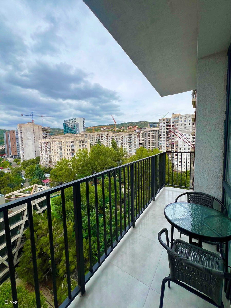 Z. Anjafaridze st. 7 - 3 rooms