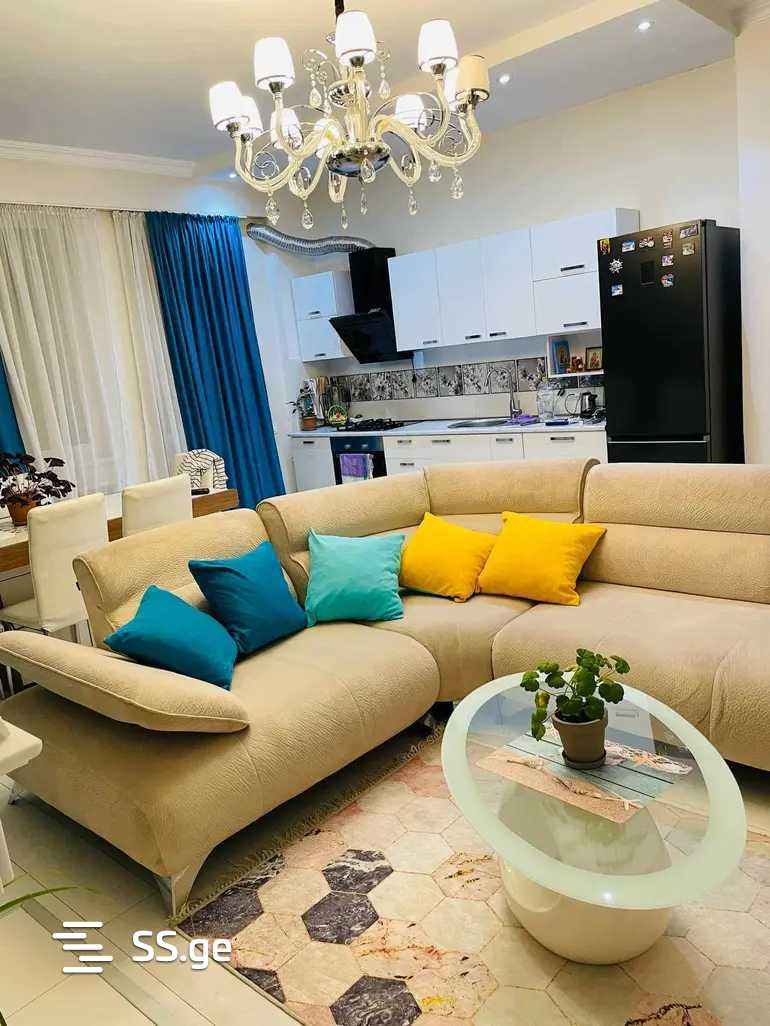 O.Lortkipanidze st. - 3 rooms