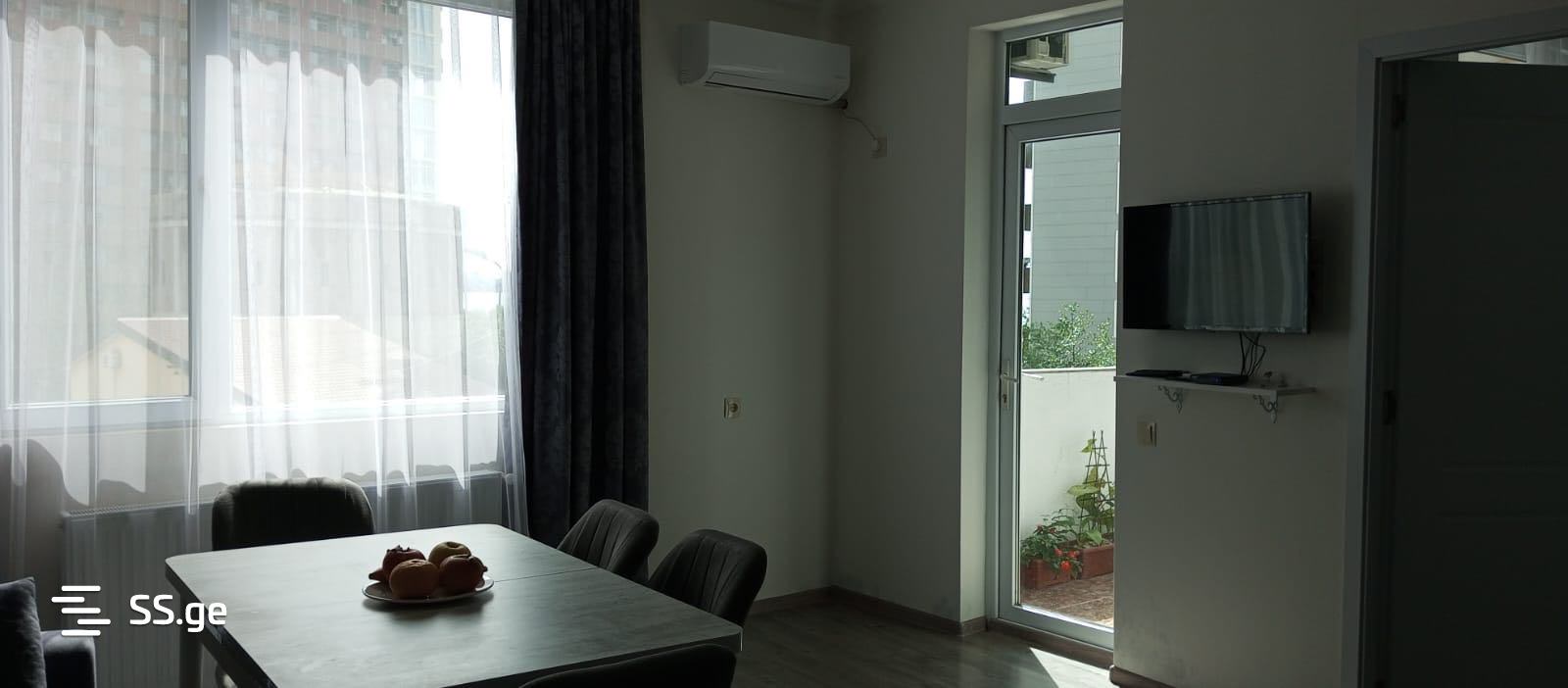 Tamar Mepe Avenue 1 - 3 rooms