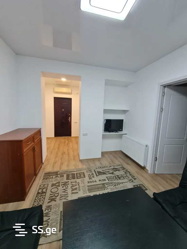 agmashenebeli ave 0 - 3 rooms